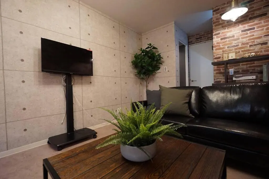 Fu-Rin 3Mins Walk To Station/6Mins Nanba/16Mins Umeda Apartment Osaka Japan